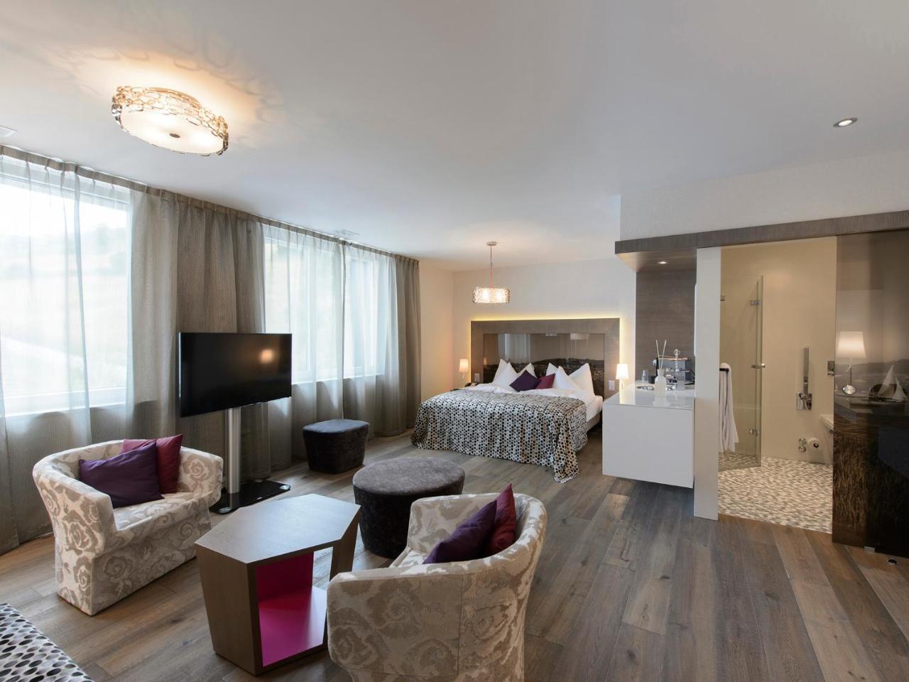 Hotel-restaurant-schifflaende 3*